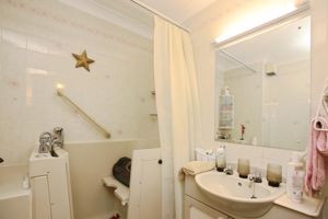 BATHROOM- click for photo gallery